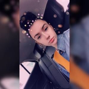 Meet your Posher, Brooke